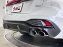 ベースグレード　ライティング　パッケージ・ラグジュアリーパッケージ　Ｓ　ファインナッパレザー・ダーク　Ａｕｄｉ　ｒｉｎｇｓ　＆　ブラックスタイリングパッケージ・ファインナッパレザー・カラードブレーキキャリパー　レッド（42枚目）