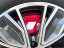 ベースグレード　ライティング　パッケージ・ラグジュアリーパッケージ　Ｓ　ファインナッパレザー・ダーク　Ａｕｄｉ　ｒｉｎｇｓ　＆　ブラックスタイリングパッケージ・ファインナッパレザー・カラードブレーキキャリパー　レッド（45枚目）