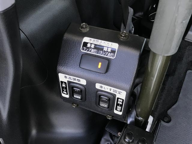 ムーヴ 　スローパー　ワンオーナー　福祉車輌　電動格納ミラー　ＡＴ　ＡＢＳ　エアコン　パワーステアリング車イス仕様車　走行１６，２６４ｋｍ　車椅子車（22枚目）