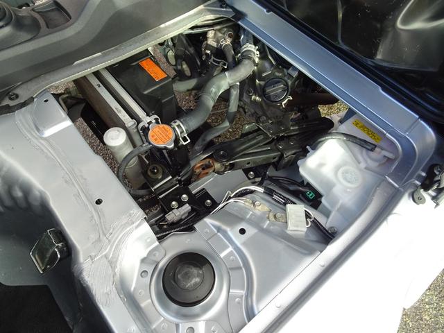 サンバートラック TB 5速マニュアル エアコン パワステ 運転席エアバック 純正ラジオ ETC ドアバイザー 荷台ゴムマット メッキミラーカバー メッキグリルカバー(10枚目)