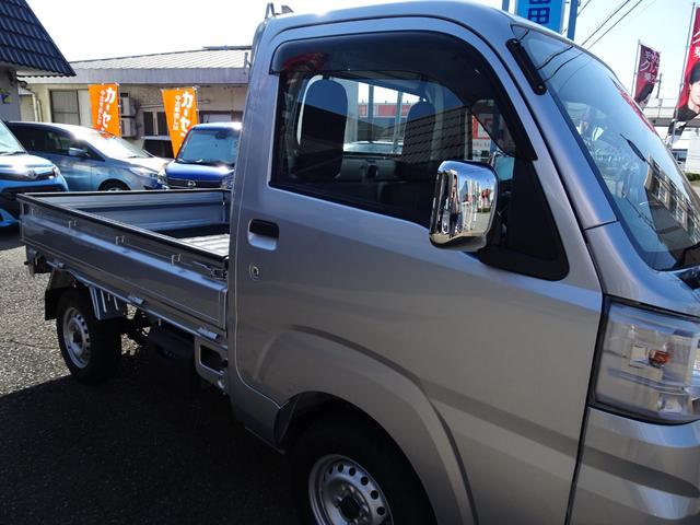 サンバートラック TB 5速マニュアル エアコン パワステ 運転席エアバック 純正ラジオ ETC ドアバイザー 荷台ゴムマット メッキミラーカバー メッキグリルカバー(28枚目)