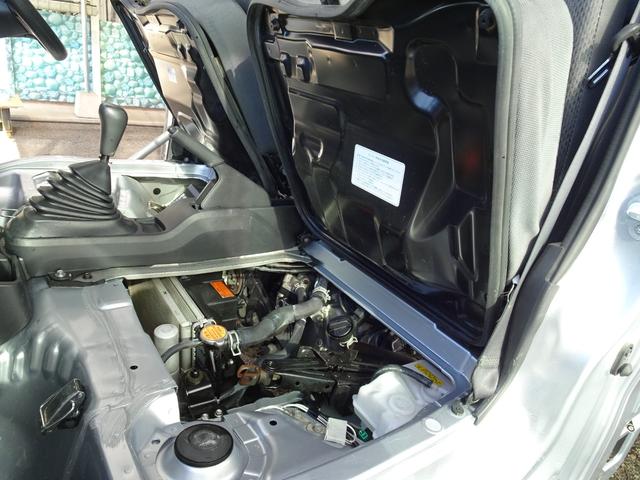 サンバートラック TB 5速マニュアル エアコン パワステ 運転席エアバック 純正ラジオ ETC ドアバイザー 荷台ゴムマット メッキミラーカバー メッキグリルカバー(53枚目)