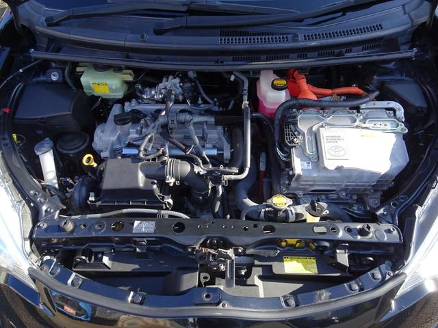 アクア Ｓ　モデリスタエアロ　純正ナビ　フルセグＴＶ　ＣＤ・ＤＶＤ再生　Ｂｌｕｅｔｏｏｔｈ　ＵＳＢ　バックカメラ　ＥＴＣ　キーレス　リアフイルム　ＬＥＤヘッドライト　フォグライト　スペアキー（12枚目）