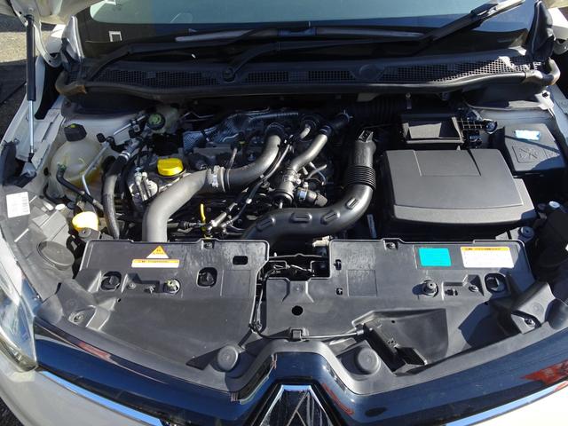 キャプチャー インテンス　ワンオーナー　プッシュスタート　カードキー　メモリナビ　フルセグＴＶ　Ｂｌｕｅｔｏｏｔｈ　ＣＤ・ＤＶＤ再生　バックカメラ　ＥＴＣ　オートクルーズ　スペアキー　バックソナー　１７インチＡＷ（12枚目）