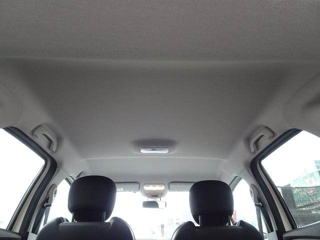 キャプチャー インテンス　ワンオーナー　プッシュスタート　カードキー　メモリナビ　フルセグＴＶ　Ｂｌｕｅｔｏｏｔｈ　ＣＤ・ＤＶＤ再生　バックカメラ　ＥＴＣ　オートクルーズ　スペアキー　バックソナー　１７インチＡＷ（19枚目）