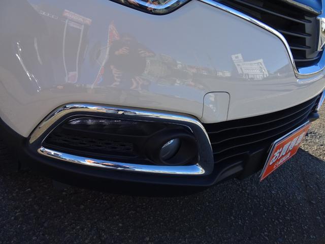 キャプチャー インテンス　ワンオーナー　プッシュスタート　カードキー　メモリナビ　フルセグＴＶ　Ｂｌｕｅｔｏｏｔｈ　ＣＤ・ＤＶＤ再生　バックカメラ　ＥＴＣ　オートクルーズ　スペアキー　バックソナー　１７インチＡＷ（24枚目）