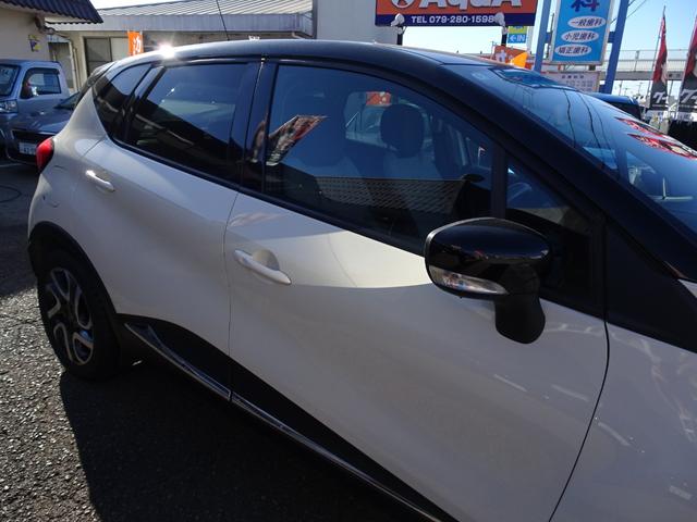 キャプチャー インテンス　ワンオーナー　プッシュスタート　カードキー　メモリナビ　フルセグＴＶ　Ｂｌｕｅｔｏｏｔｈ　ＣＤ・ＤＶＤ再生　バックカメラ　ＥＴＣ　オートクルーズ　スペアキー　バックソナー　１７インチＡＷ（30枚目）