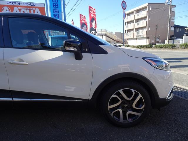 キャプチャー インテンス　ワンオーナー　プッシュスタート　カードキー　メモリナビ　フルセグＴＶ　Ｂｌｕｅｔｏｏｔｈ　ＣＤ・ＤＶＤ再生　バックカメラ　ＥＴＣ　オートクルーズ　スペアキー　バックソナー　１７インチＡＷ（32枚目）