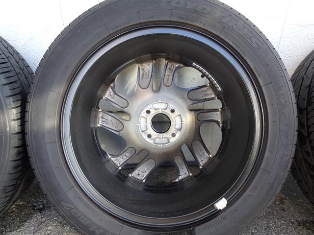 キャプチャー インテンス　ワンオーナー　プッシュスタート　カードキー　メモリナビ　フルセグＴＶ　Ｂｌｕｅｔｏｏｔｈ　ＣＤ・ＤＶＤ再生　バックカメラ　ＥＴＣ　オートクルーズ　スペアキー　バックソナー　１７インチＡＷ（67枚目）