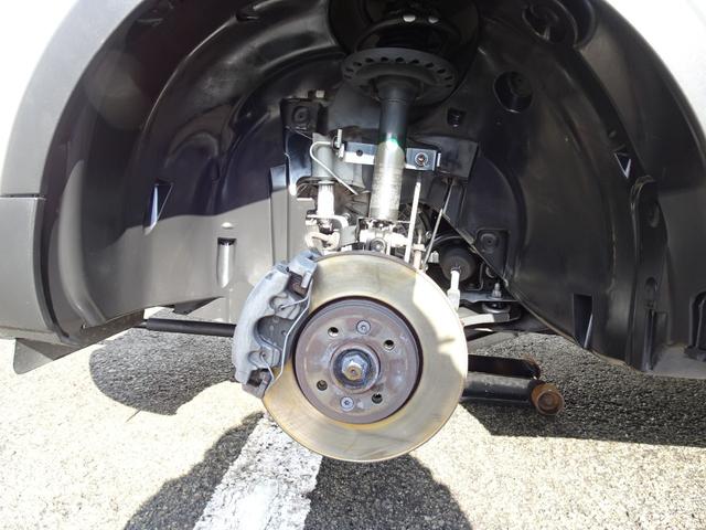 キャプチャー インテンス　ワンオーナー　プッシュスタート　カードキー　メモリナビ　フルセグＴＶ　Ｂｌｕｅｔｏｏｔｈ　ＣＤ・ＤＶＤ再生　バックカメラ　ＥＴＣ　オートクルーズ　スペアキー　バックソナー　１７インチＡＷ（70枚目）