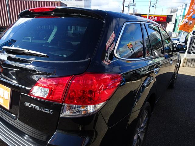 レガシィアウトバック 2.5iアイサイト Sパッケージリミテッド サンルーフ 衝突軽減ブレーキ レーダークルーズ スマートキー ハーフレザーシート 前席パワーシート HDDナビ フルセグTV DVD・CD再生 バックカメラ ETC ドラレコ HID 18インチAW(40枚目)