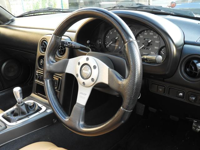 ユーノスロードスター スペシャルパッケージ 5速マニュアル ガラススクリーンソフトトップ 社外15インチAW テイン車高調サス(20枚目)