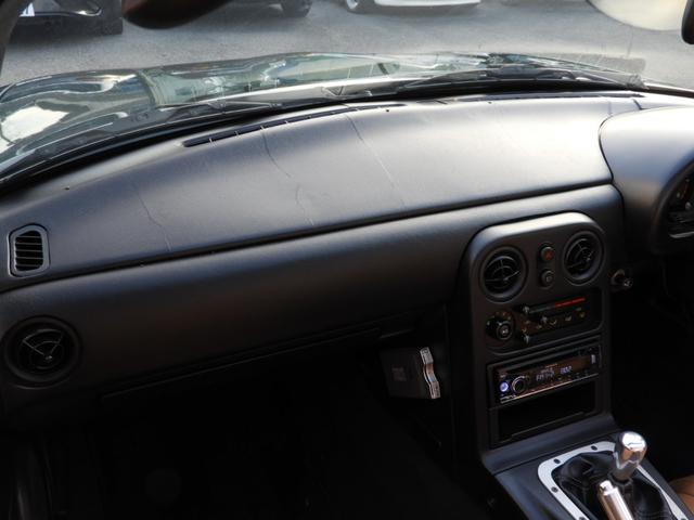 ユーノスロードスター スペシャルパッケージ 5速マニュアル ガラススクリーンソフトトップ 社外15インチAW テイン車高調サス(23枚目)