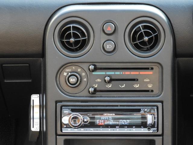 ユーノスロードスター スペシャルパッケージ 5速マニュアル ガラススクリーンソフトトップ 社外15インチAW テイン車高調サス(28枚目)