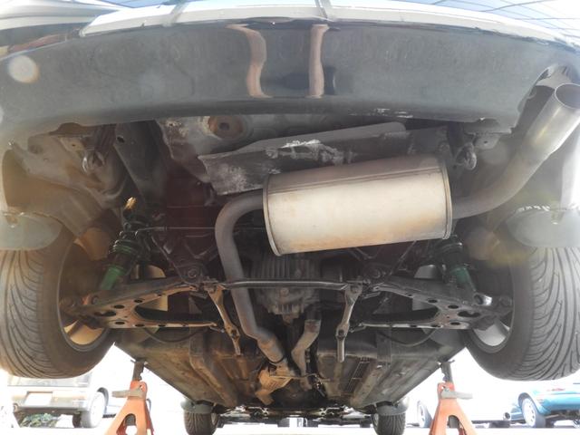 ユーノスロードスター スペシャルパッケージ 5速マニュアル ガラススクリーンソフトトップ 社外15インチAW テイン車高調サス(40枚目)