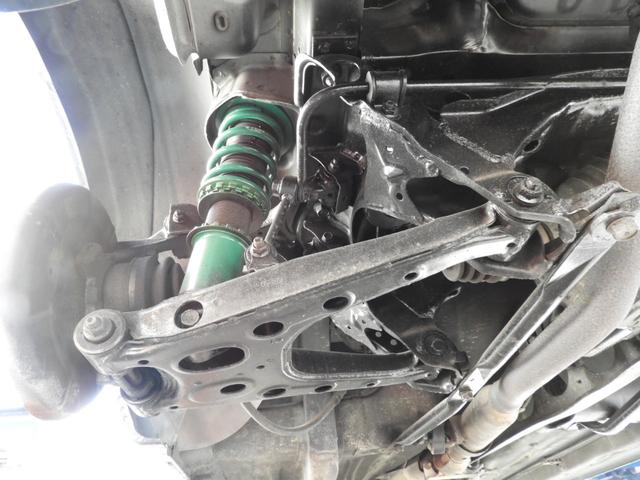 ユーノスロードスター スペシャルパッケージ 5速マニュアル ガラススクリーンソフトトップ 社外15インチAW テイン車高調サス(45枚目)