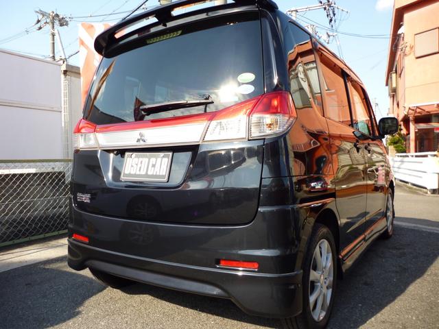 デリカＤ：２ Ｘ　スマートキー　プッシュスタート　左パワースライドドア　ナビ　バックカメラ　ＥＴＣ　ドライブレコーダー　純正１５インチアルミ（7枚目）