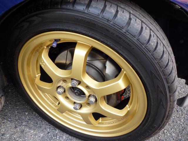 アルトワークス ＲＳ／Ｚ　ＲＡＹＳ１４インチアルミホイール　ストリートライド車高調　柿本改マフラー　ロールバー　社外リアスポイラー　メッシュブレーキホース　ＭＯＭＯステアリング　ブースト計　ＨＫＳエアクリ　ＬＥＤライト（48枚目）