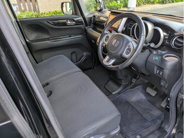 N-BOXカスタム G・ターボパッケージ ワンオーナー車 純正ナビ地デジ バックカメラ 両側パワースライドドア ETC HIDヘッドライト(15枚目)