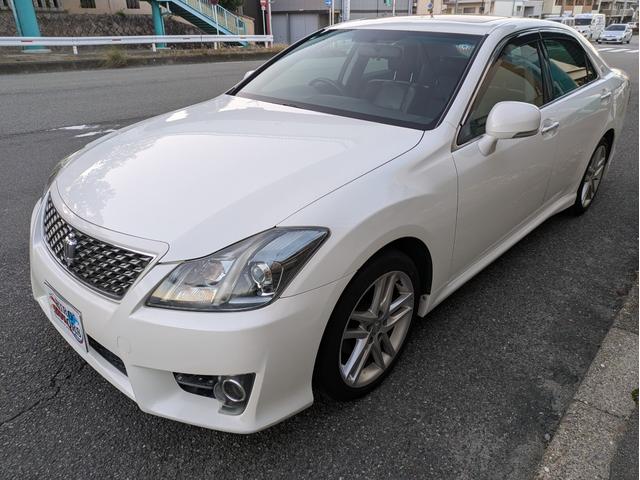クラウン アスリート　ワンオーナー車　純正本革ブラックシート　サンルーフ　シートヒーター　シートエアコン　バックカメラ　電動パワーシート　タイヤ（ＲＥＧＮＯ　ＧＲ－ＸＩＩ　１８インチ）スペアキー　ＥＴＣ　ショック新品交換（5枚目）
