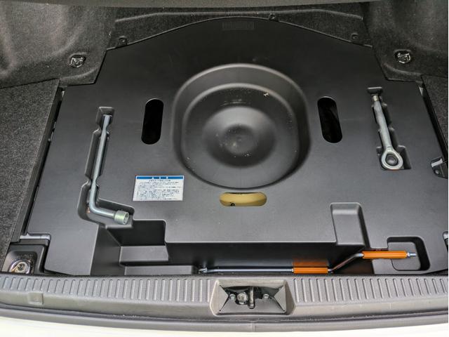 クラウン アスリート　ワンオーナー車　純正本革ブラックシート　サンルーフ　シートヒーター　シートエアコン　バックカメラ　電動パワーシート　タイヤ（ＲＥＧＮＯ　ＧＲ－ＸＩＩ　１８インチ）スペアキー　ＥＴＣ　ショック新品交換（42枚目）