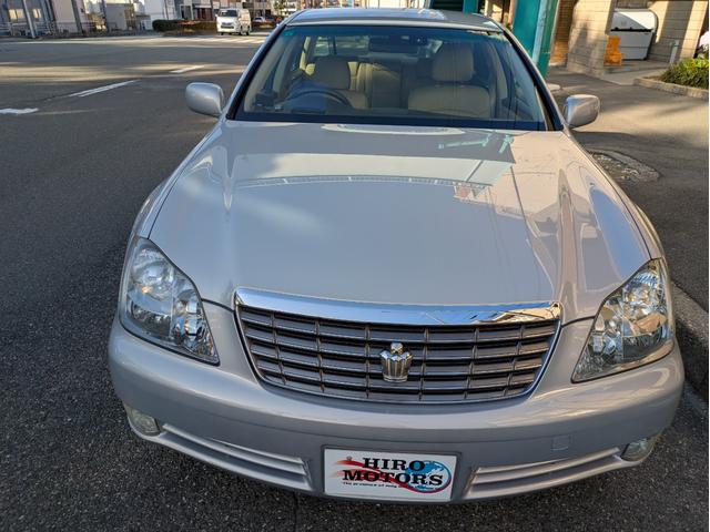 クラウン ロイヤルサルーンG マルチ純正ナビ 純正本革ベージュシート ヘッドアップディスプレイ シートヒーター パワーシート 純正サンシェード バックカメラ ETC クルーズコントロール(2枚目)