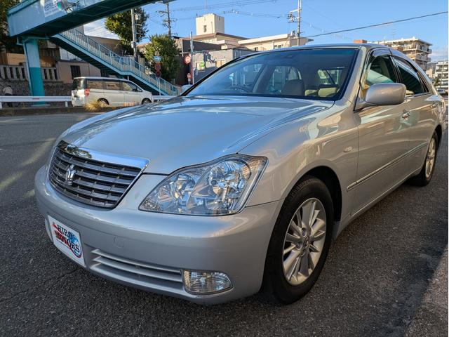 クラウン ロイヤルサルーンG マルチ純正ナビ 純正本革ベージュシート ヘッドアップディスプレイ シートヒーター パワーシート 純正サンシェード バックカメラ ETC クルーズコントロール(8枚目)