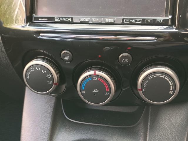 デミオ スポルト　５速マニュアル　禁煙車　オートエグゼマフラー　オートエグゼＤ型革巻ステアリング　マツダディーラー点検　バッテリー新品　ケンウッドドラレコ　ナビ　フルセグテレビ　ＥＴＣ　オートエアコン　キーレス（13枚目）