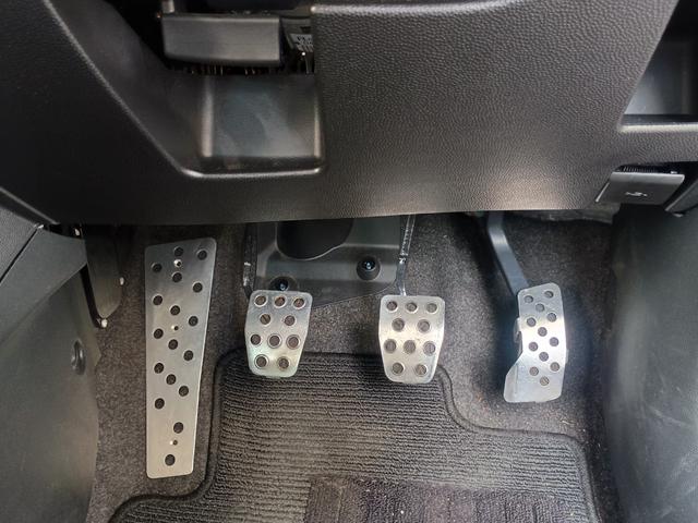 デミオ スポルト　５速マニュアル　禁煙車　オートエグゼマフラー　オートエグゼＤ型革巻ステアリング　マツダディーラー点検　バッテリー新品　ケンウッドドラレコ　ナビ　フルセグテレビ　ＥＴＣ　オートエアコン　キーレス（17枚目）