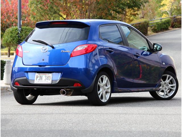 デミオ スポルト　５速マニュアル　禁煙車　オートエグゼマフラー　オートエグゼＤ型革巻ステアリング　マツダディーラー点検　バッテリー新品　ケンウッドドラレコ　ナビ　フルセグテレビ　ＥＴＣ　オートエアコン　キーレス（29枚目）