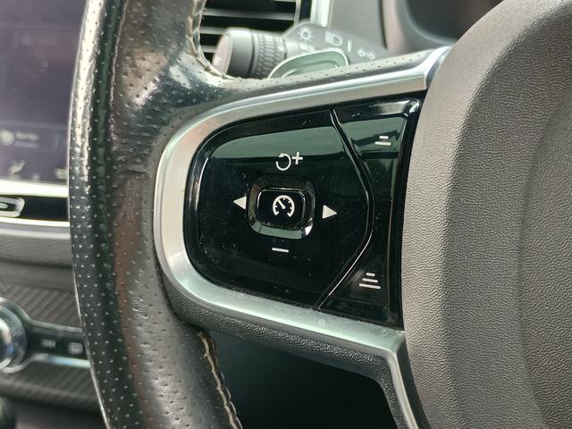 ＸＣ９０ Ｔ６　ＡＷＤ　Ｒデザイン　ポールスターパフォーマンス　パノラマルーフ　３６０度カメラ　パワーテールゲート　２１インチＷＯＲＫアルミ　前後ドラレコ　黒革＆シートヒーター　パドルシフト　ＬＥＤライト　ＥＴＣ　スマートキー２個（23枚目）