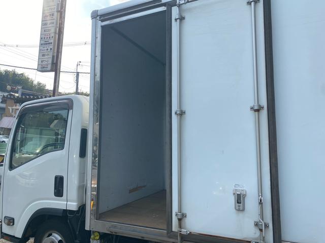 エルフトラック 2t標準セミロングアルミバン サイドドア リヤシャッタードア 総重量4805Kg 庫内両サイド埋込フック4対 バックカメラ TRG-NLR85AN(12枚目)
