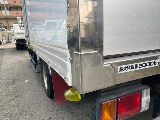 エルフトラック 2t標準セミロングアルミバン サイドドア リヤシャッタードア 総重量4805Kg 庫内両サイド埋込フック4対 バックカメラ TRG-NLR85AN(13枚目)