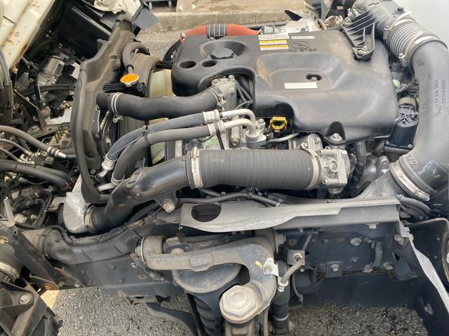 エルフトラック 2t標準セミロングアルミバン サイドドア リヤシャッタードア 総重量4805Kg 庫内両サイド埋込フック4対 バックカメラ TRG-NLR85AN(24枚目)