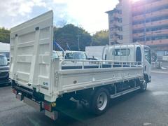 エルフトラック ３ｔワイドロング平ボディ　極東製オートターンパワーゲート１ｔ　全低床　床鉄板　両サイドアオリ上パイプランカン 0706816A30260105W001 3