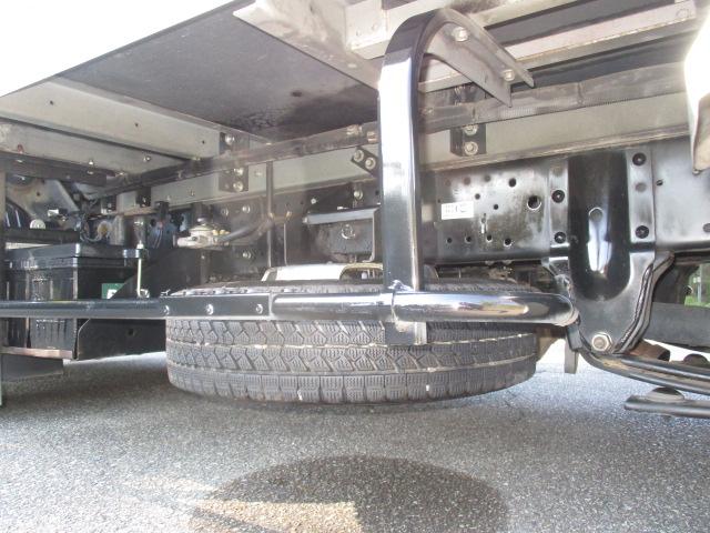 エルフトラック 　◆－３０℃設定冷蔵冷凍車◆スタンバイ装置付き◆６速ＭＴ◆ナビＴＶ・ＥＴＣ・バックカメラ◆坂道発進補助装置◆（8枚目）