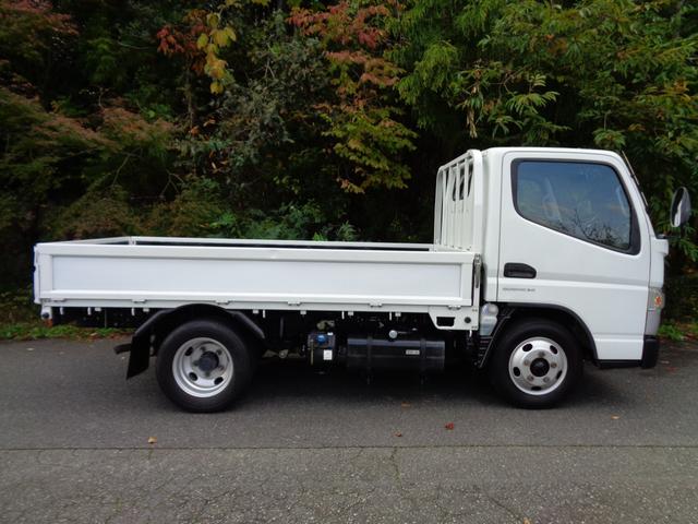 ＮＴ４５０アトラス フルスーパーローＤＸ　２トン積み４ナンバー　リアＷタイヤ　ナビＴＶ　ＥＴＣ　キーレス　左電格ミラー　フォグランプ　坂道発進補助装置　ＥＣＯモードスイッチ　アイドリングストップ　ヘッドライトレベライザー　ＩＣターボ　６速ＡＴ（4枚目）