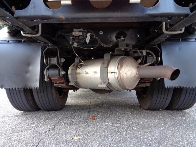 ＮＴ４５０アトラス フルスーパーローＤＸ　２トン積み４ナンバー　リアＷタイヤ　ナビＴＶ　ＥＴＣ　キーレス　左電格ミラー　フォグランプ　坂道発進補助装置　ＥＣＯモードスイッチ　アイドリングストップ　ヘッドライトレベライザー　ＩＣターボ　６速ＡＴ（22枚目）