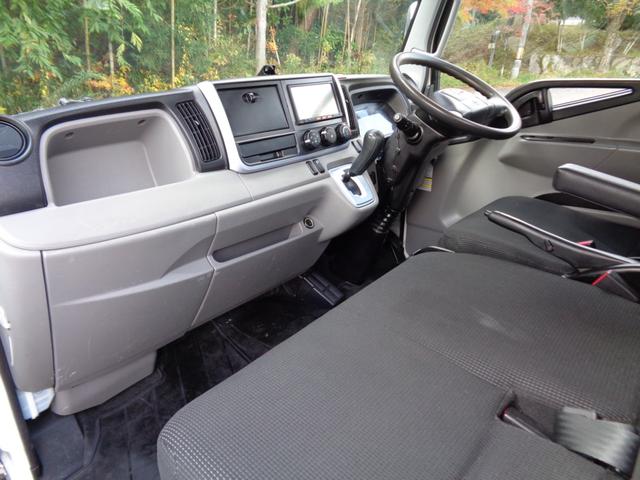 ＮＴ４５０アトラス フルスーパーローＤＸ　２トン積み４ナンバー　リアＷタイヤ　ナビＴＶ　ＥＴＣ　キーレス　左電格ミラー　フォグランプ　坂道発進補助装置　ＥＣＯモードスイッチ　アイドリングストップ　ヘッドライトレベライザー　ＩＣターボ　６速ＡＴ（32枚目）