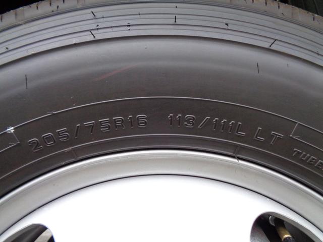 キャンター 垂直パワーゲート付き高床平ボディ　ＮＥＷモデル　３トン積４ＮＯ　バックカメラ　液晶メーターパネル　ＬＥＤヘッドライト　ＬＥＤフォグ　左電格ミラー　スマートキー　坂道発進補助装置　衝突被害軽減ブレーキ　車線逸脱警報装置　横滑り防止装置（28枚目）