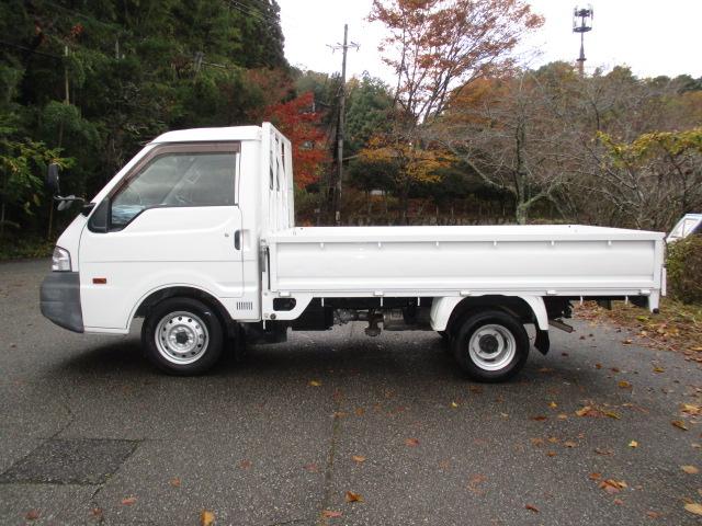 ボンゴトラック ＤＸ　ロング　リヤＷタイヤ　１０００ｋｇ積み　５速ＭＴ　バックカメラ　左電動ミラー　シートカバー（4枚目）