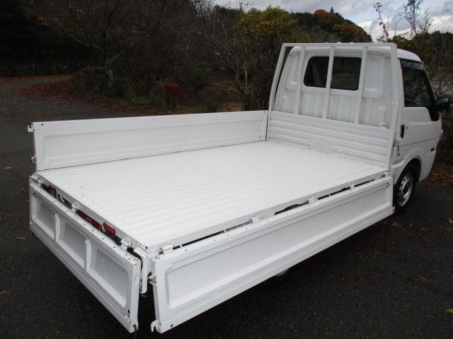 ボンゴトラック ＤＸ　ロング　リヤＷタイヤ　１０００ｋｇ積み　５速ＭＴ　バックカメラ　左電動ミラー　シートカバー（17枚目）