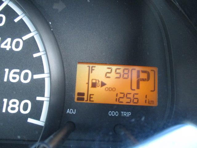 タウンエースバン ＤＸ　純正ＳＤナビＴＶ・Ｒカメラ　５人乗り　７５０ｋｇ積み　集中ロック　ＷエアＢ・ＡＢＳ　マット　バイザー（39枚目）