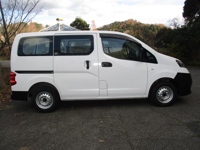 ＮＶ２００バネットバン ＤＸ　５人乗り　６００ｋｇ積み　エマージェンシーＢ　ＥＴＣ　ドラレコ　キーレス（9枚目）