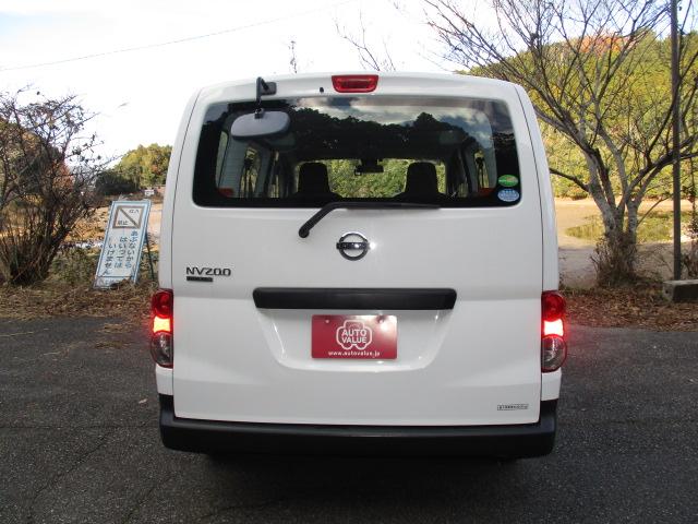 ＮＶ２００バネットバン ＤＸ　５人乗り　６００ｋｇ積み　エマージェンシーＢ　ＥＴＣ　ドラレコ　キーレス（12枚目）