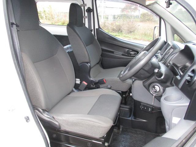 ＮＶ２００バネットバン ＤＸ　５人乗り　６００ｋｇ積み　エマージェンシーＢ　ＥＴＣ　ドラレコ　キーレス（15枚目）