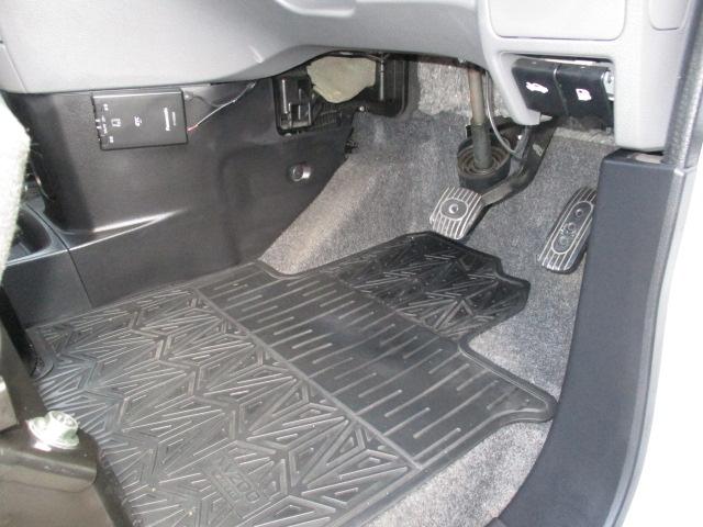 ＮＶ２００バネットバン ＤＸ　５人乗り　６００ｋｇ積み　エマージェンシーＢ　ＥＴＣ　ドラレコ　キーレス（17枚目）