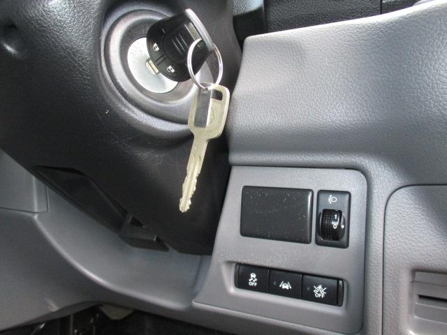 ＮＶ２００バネットバン ＤＸ　５人乗り　６００ｋｇ積み　エマージェンシーＢ　ＥＴＣ　ドラレコ　キーレス（18枚目）