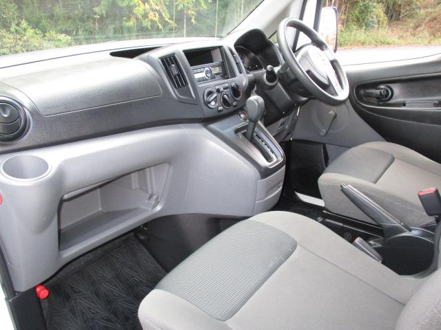 ＮＶ２００バネットバン ＤＸ　５人乗り　６００ｋｇ積み　エマージェンシーＢ　ＥＴＣ　ドラレコ　キーレス（22枚目）