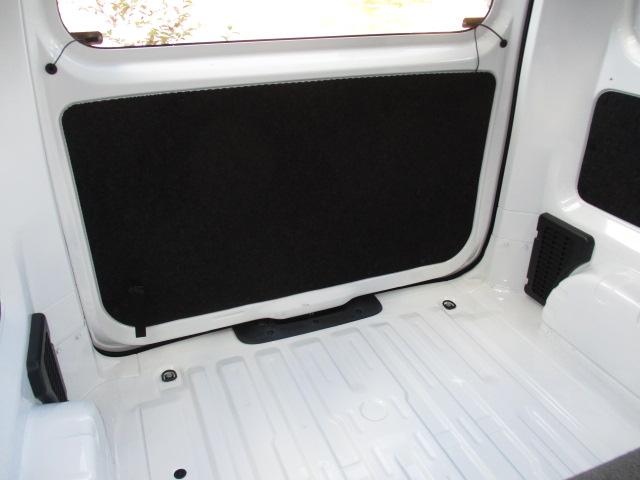 ＮＶ２００バネットバン ＤＸ　５人乗り　６００ｋｇ積み　エマージェンシーＢ　ＥＴＣ　ドラレコ　キーレス（30枚目）